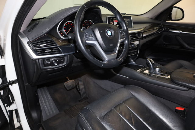 Thumbnail: 2016 BMW X6 - 2