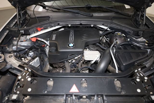 Thumbnail: 2016 BMW X3 - 8