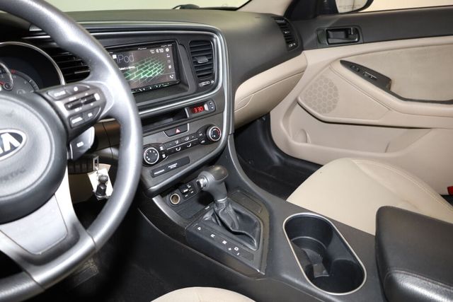 Thumbnail: 2014 Kia Optima - 9