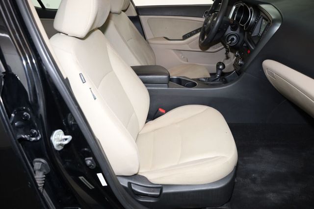 Thumbnail: 2014 Kia Optima - 11