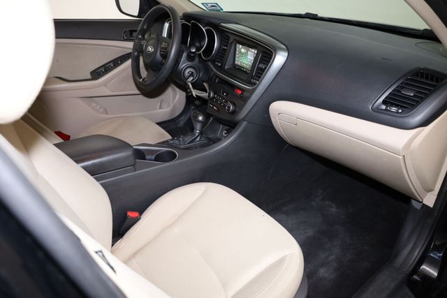 Thumbnail: 2014 Kia Optima - 35