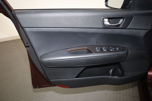 Thumbnail: 2019 Kia Optima - 27