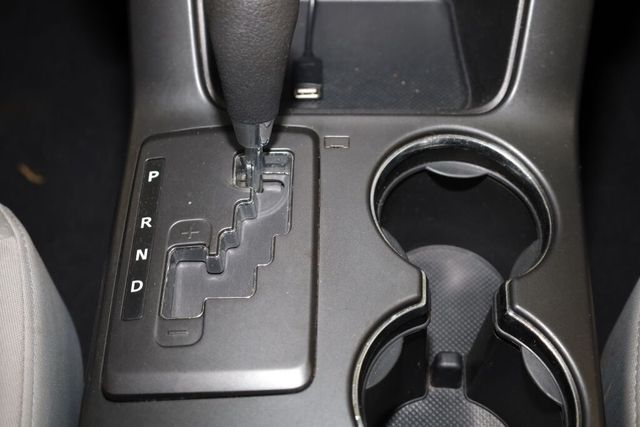 Thumbnail: 2012 Kia Sorento - 15
