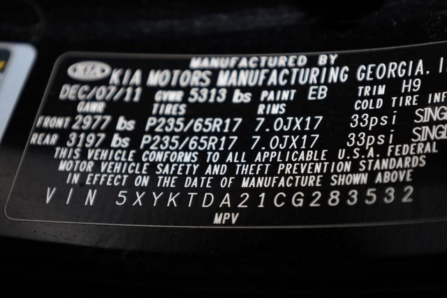 Thumbnail: 2012 Kia Sorento - 18