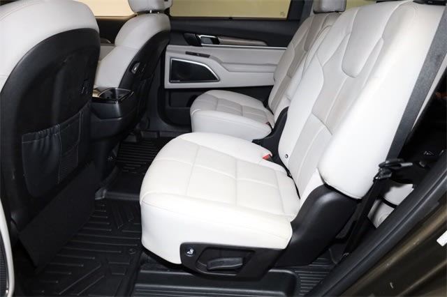 2020 Kia Telluride SX 11