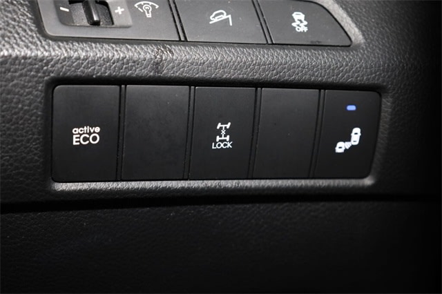 Thumbnail: 2014 Hyundai Santa Fe - 32