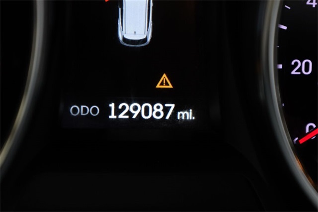 Thumbnail: 2014 Hyundai Santa Fe - 17