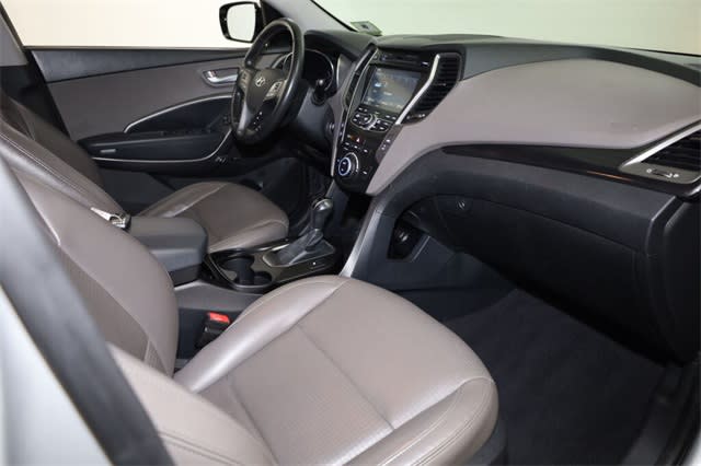 Thumbnail: 2014 Hyundai Santa Fe - 28