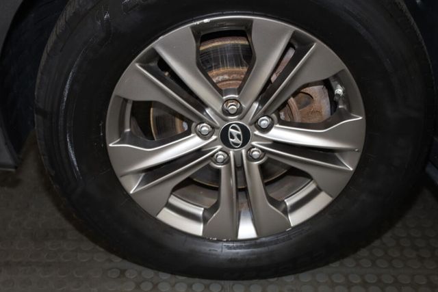 Thumbnail: 2014 Hyundai Santa Fe - 7