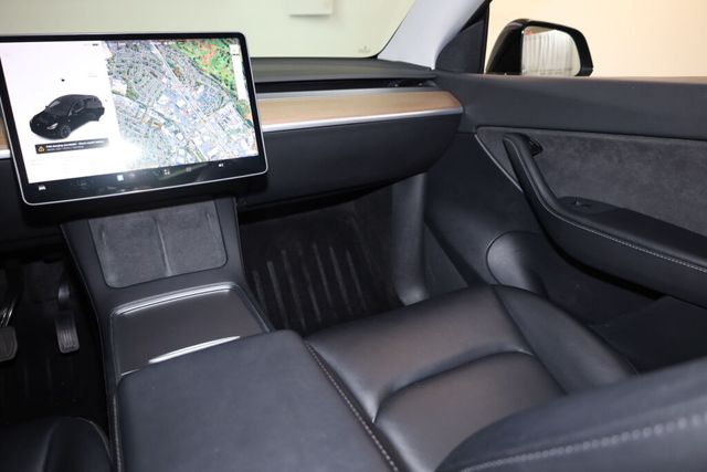Thumbnail: 2021 Tesla Model Y - 9