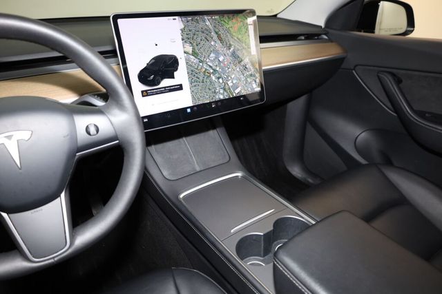 Thumbnail: 2021 Tesla Model Y - 7