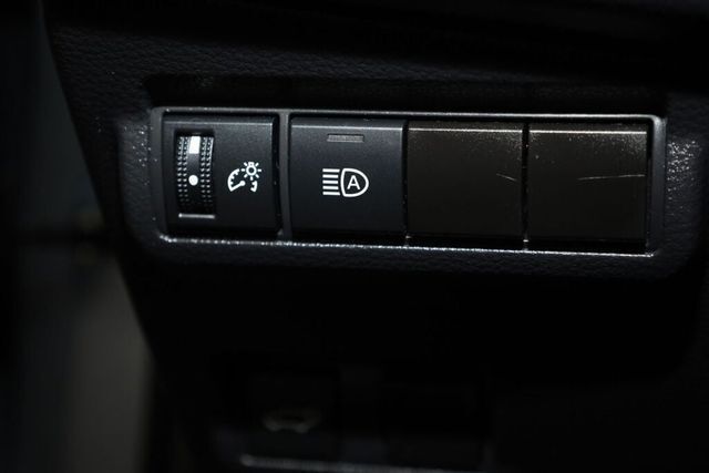 Thumbnail: 2024 Toyota Corolla Cross - 31