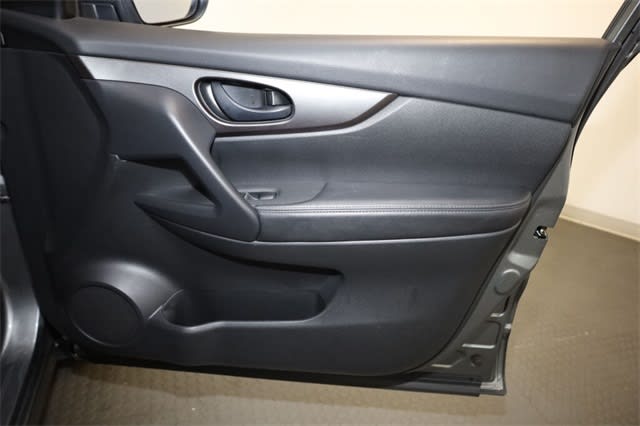 Thumbnail: 2019 Nissan Rogue Sport - 29