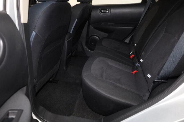 Thumbnail: 2014 Nissan Rogue - 12