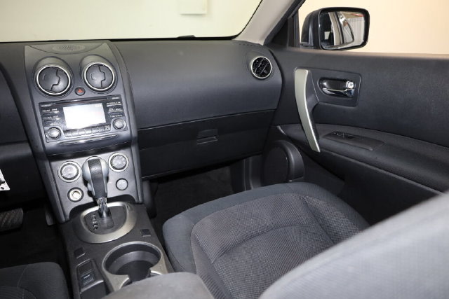 Thumbnail: 2014 Nissan Rogue - 28
