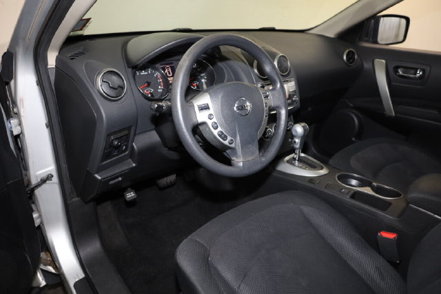 Thumbnail: 2014 Nissan Rogue - 2