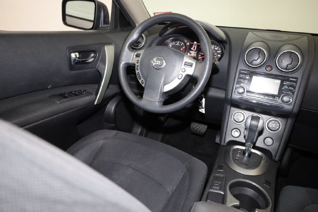 Thumbnail: 2014 Nissan Rogue - 13