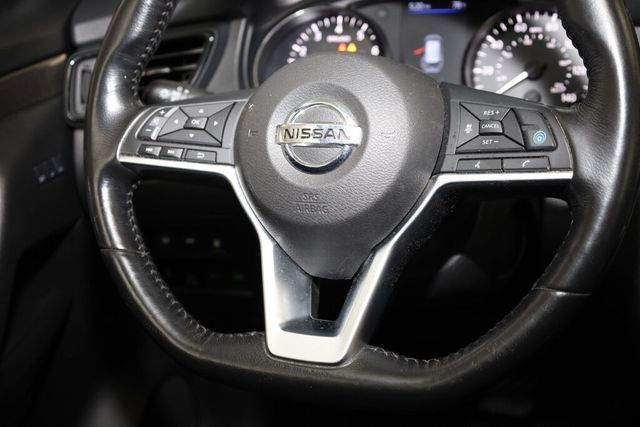 Thumbnail: 2019 Nissan Rogue - 37
