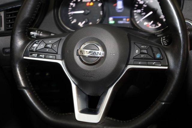 Thumbnail: 2018 Nissan Rogue - 37