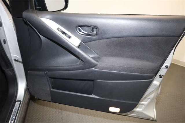 Thumbnail: 2011 Nissan Murano - 29