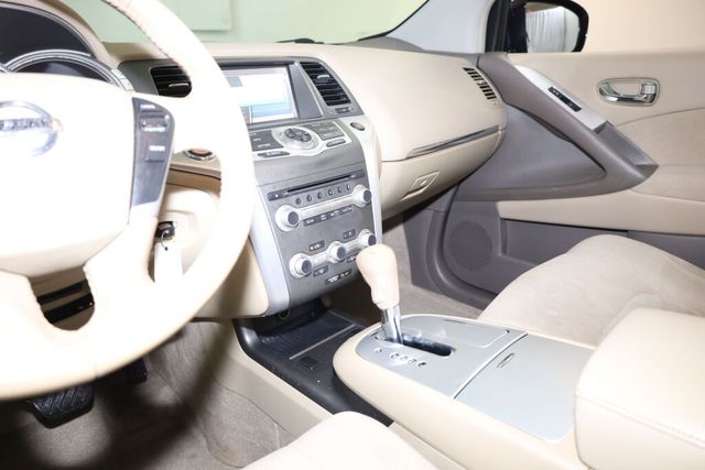 Thumbnail: 2012 Nissan Murano - 10