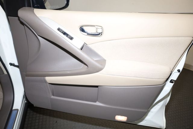 Thumbnail: 2012 Nissan Murano - 35