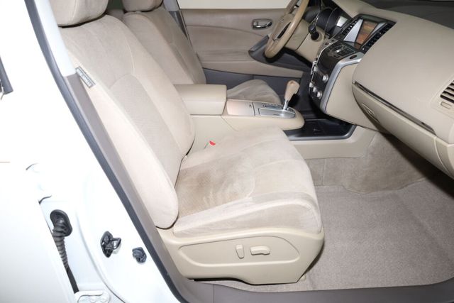 Thumbnail: 2012 Nissan Murano - 36