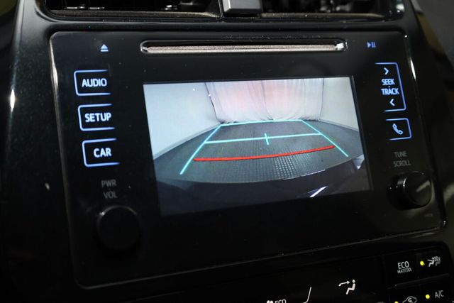 Thumbnail: 2016 Toyota Prius - 14