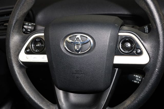 Thumbnail: 2016 Toyota Prius - 33
