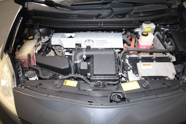 Thumbnail: 2012 Toyota Prius - 9