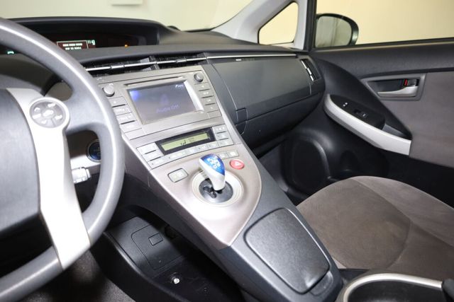 Thumbnail: 2012 Toyota Prius - 10