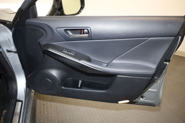 Thumbnail: 2023 Lexus IS - 39