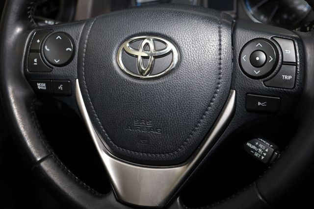 Thumbnail: 2018 Toyota RAV4 - 35