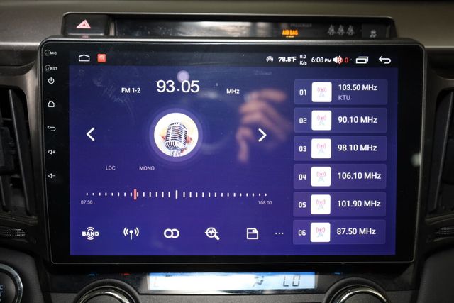 Thumbnail: 2018 Toyota RAV4 - 31