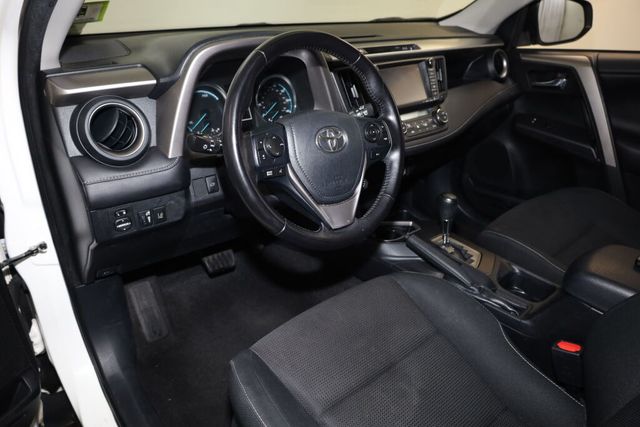 Thumbnail: 2017 Toyota RAV4 - 2