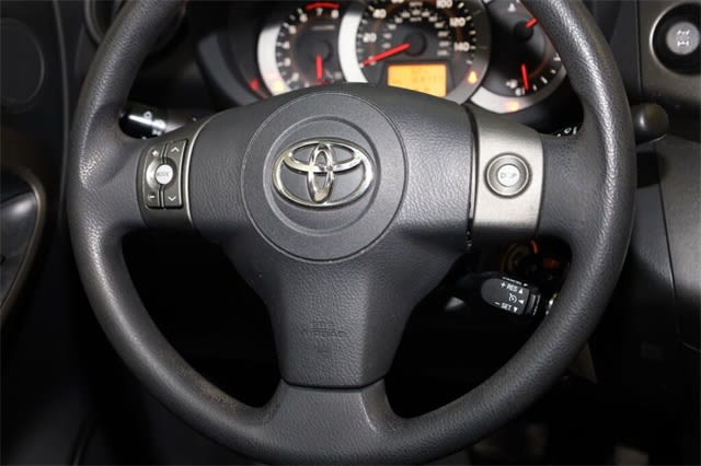 2011 Toyota RAV4 Sport 34