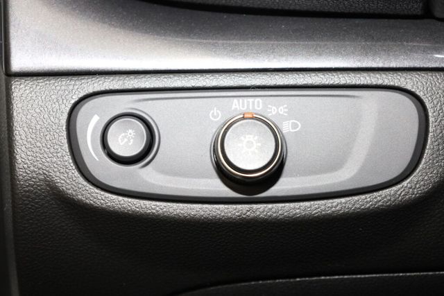 Thumbnail: 2022 Buick Encore - 28
