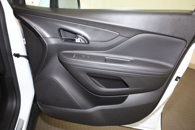 Thumbnail: 2022 Buick Encore - 36