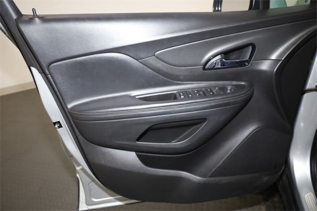 Thumbnail: 2018 Buick Encore - 27