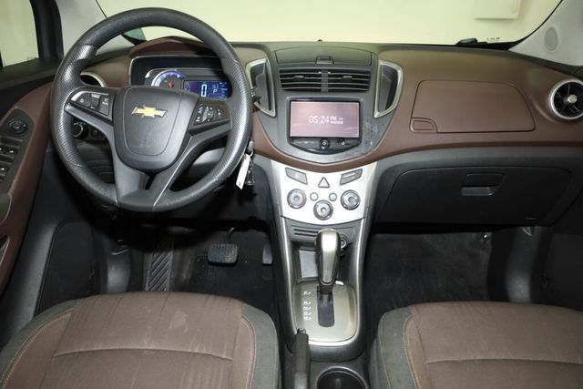 Thumbnail: 2015 Chevrolet Trax - 14