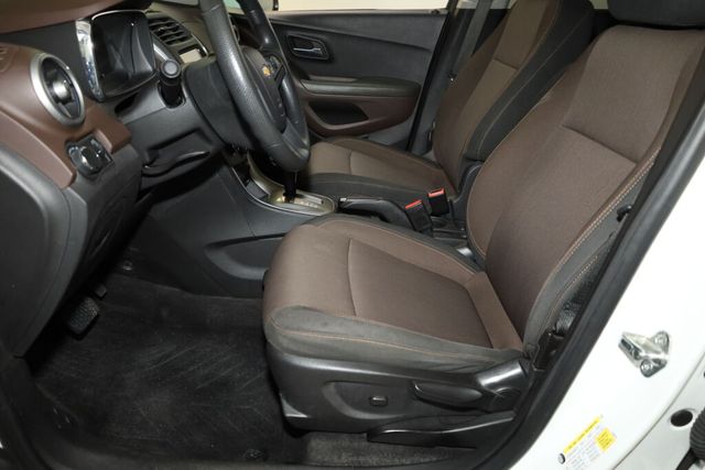 Thumbnail: 2015 Chevrolet Trax - 10