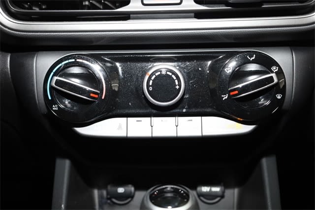 Thumbnail: 2023 Hyundai Kona - 32