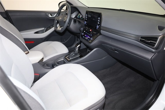 Thumbnail: 2022 Hyundai Ioniq - 28