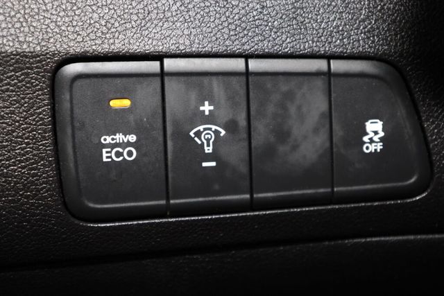 Thumbnail: 2014 Hyundai Elantra - 28