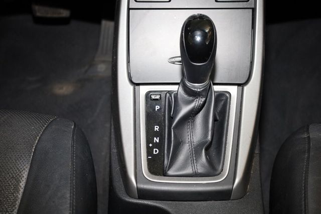 Thumbnail: 2014 Hyundai Elantra - 16