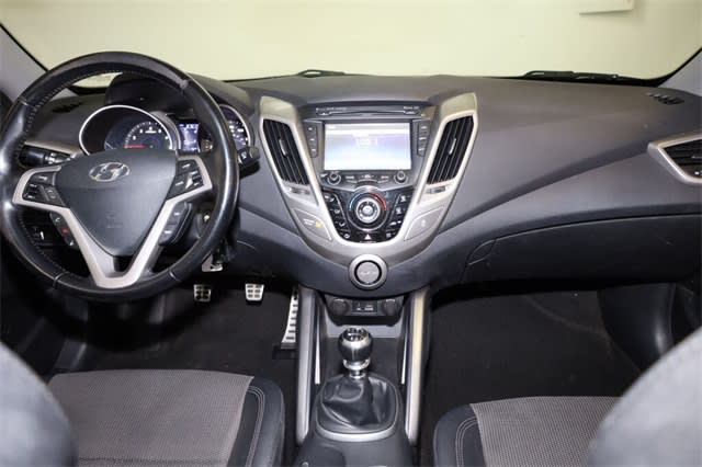 2014 Hyundai Veloster Base 12