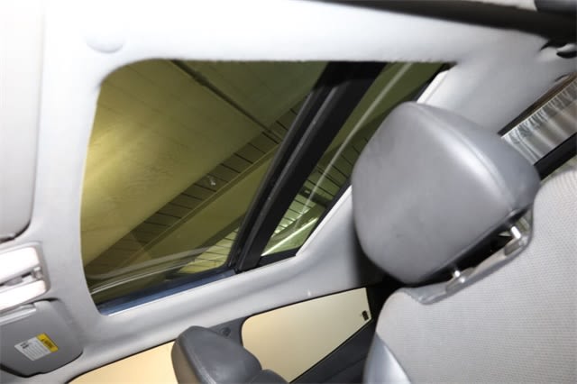 2014 Hyundai Veloster Base 31
