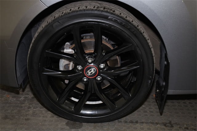 2014 Hyundai Veloster Base 6