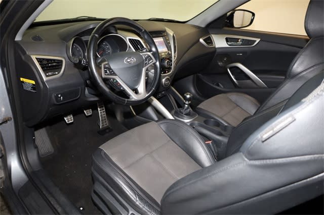 2014 Hyundai Veloster Base 2