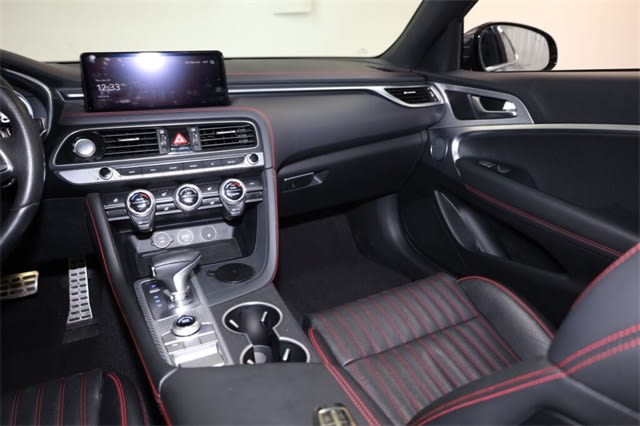 Thumbnail: 2022 Genesis G70 - 14